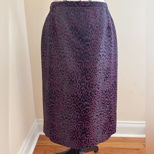 DONCASTER deep red and black animal print skirt size 8 vintage rare!